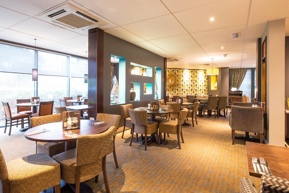 Premier Inn Portsmouth Port Solent 57/69