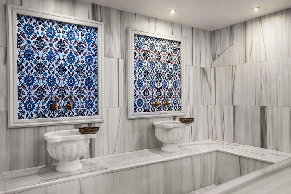 Ramada by Wyndham Istanbul Alibeykoy 40/57