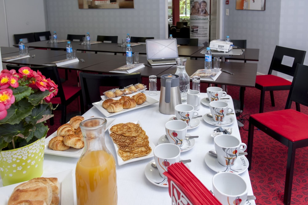BRIT HOTEL BELFORT CENTRE-LE BOREAL 48/62