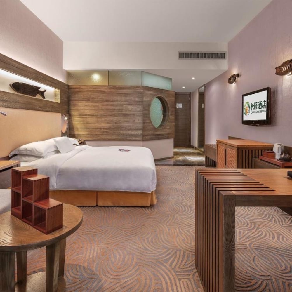 Chime Long Hotel 15/35