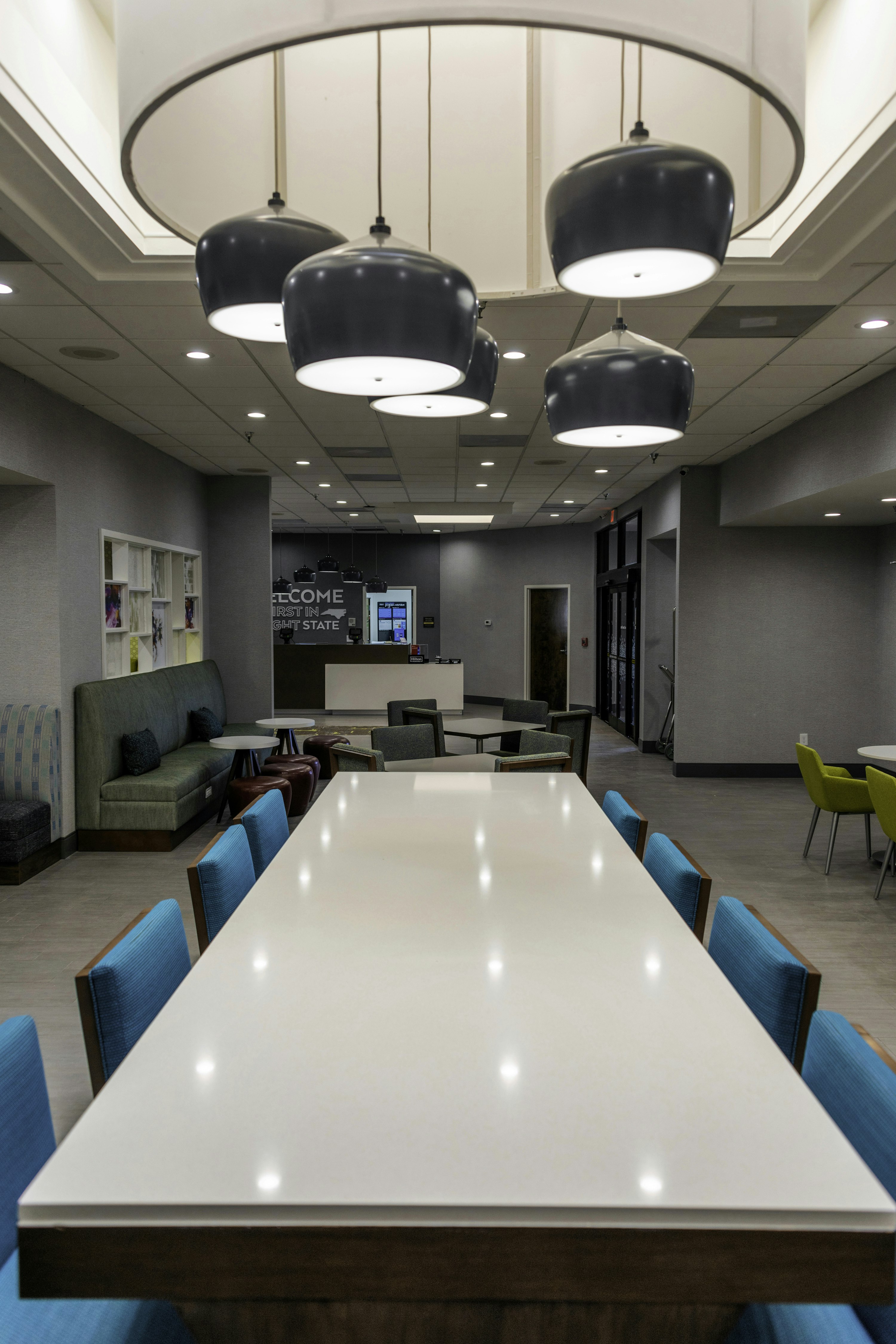 HAMPTON INN KINSTON 42/46