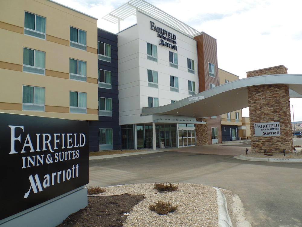 Fairfield Inn and Suites by Marriott Butte 2/41