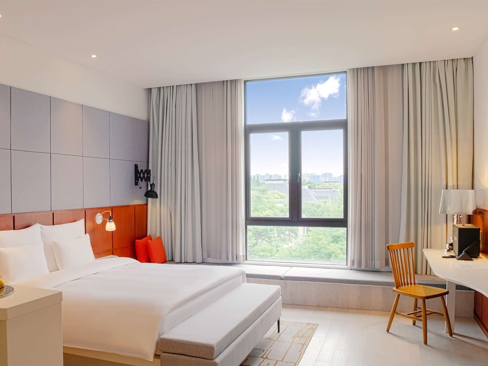 NOVOTEL HONGQIAO EXHIBITION 2/31