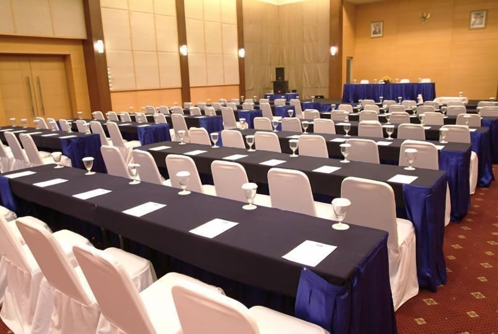 Serela Riau Hotel Bandung 64/71