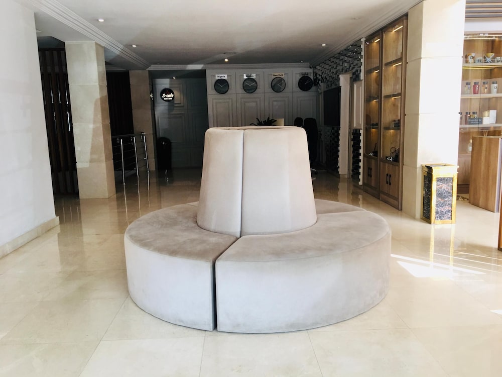 Summerset Continental Hotel Maitama 7/52