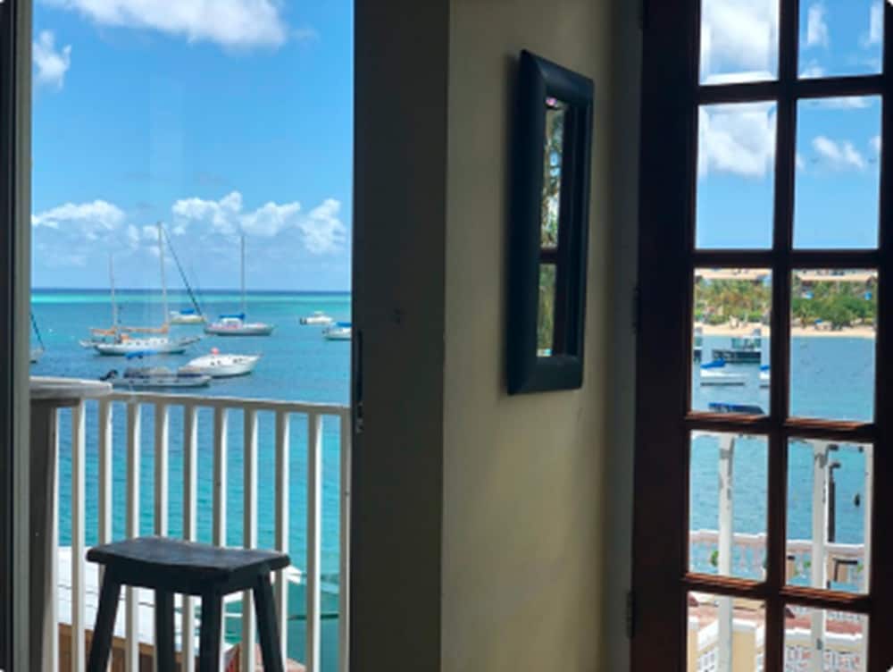 Club Comanche Hotel St Croix 3/58