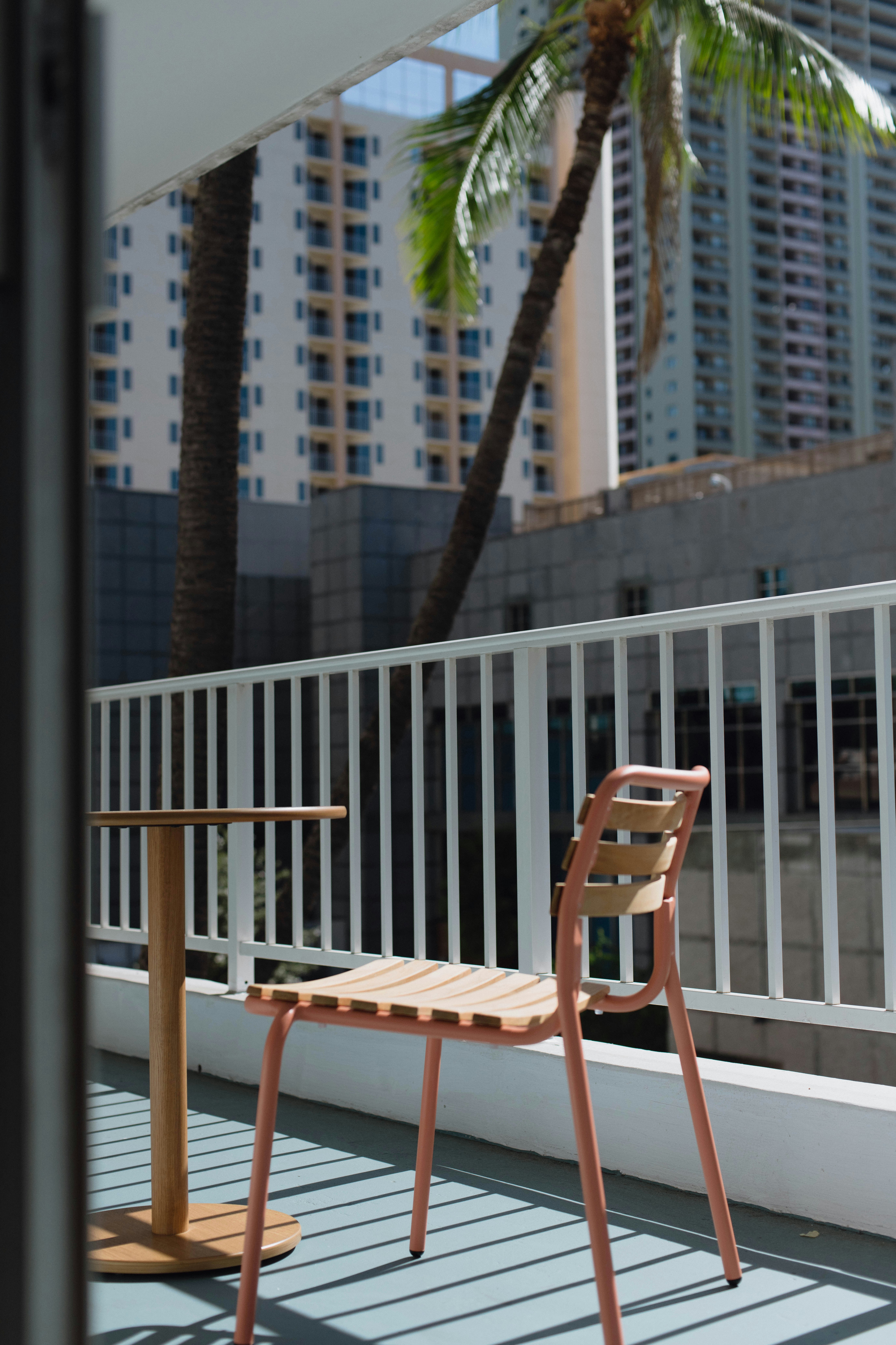 Oasis Hotel Waikiki 33/37
