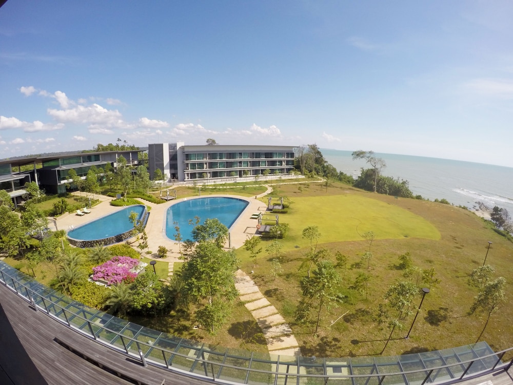 Samalaju Resort Hotel 4/46