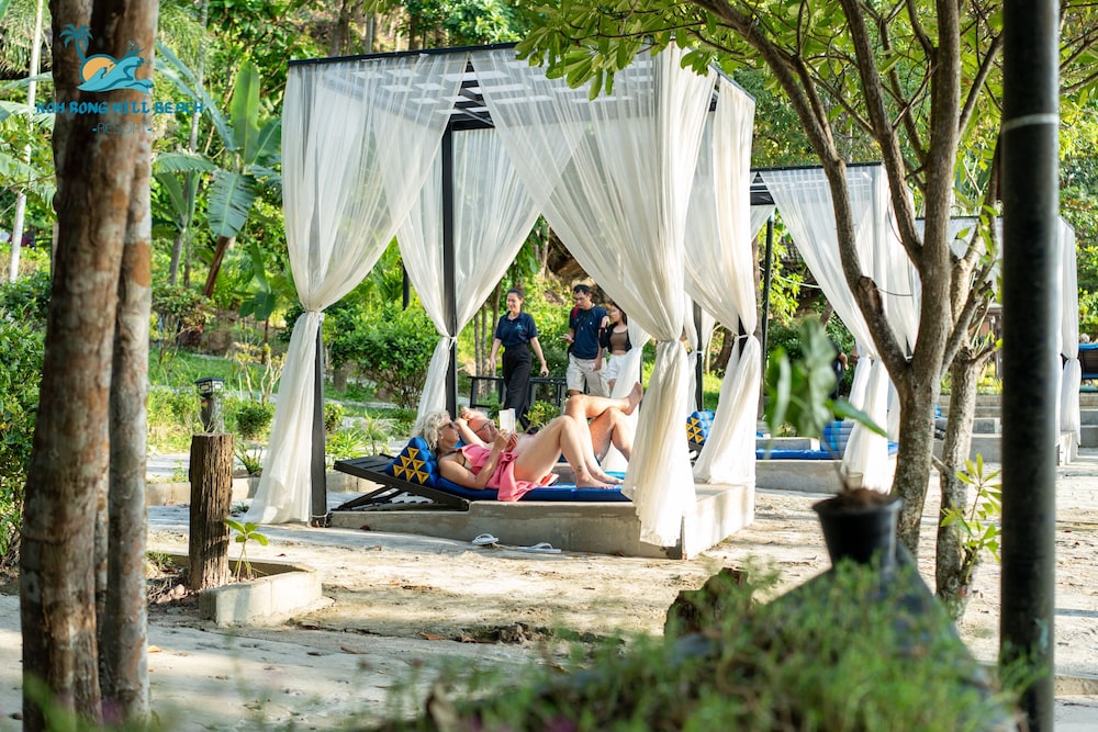 Koh Rong Hill Beach Resort 47/63
