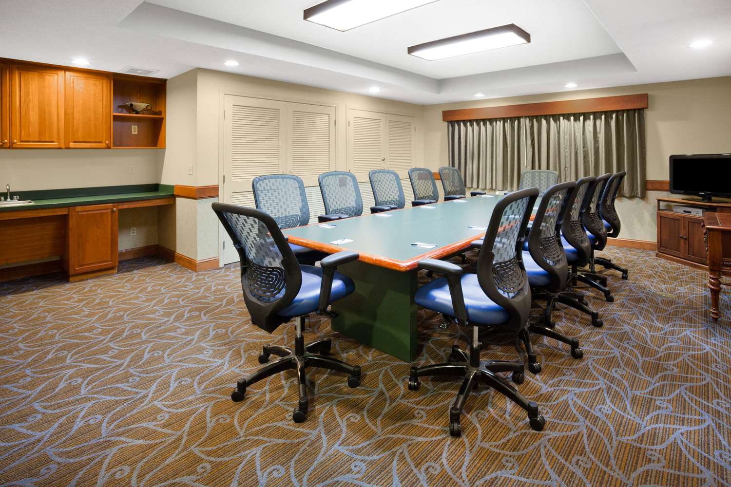 Americinn By Wyndham Chanhassen 43/47