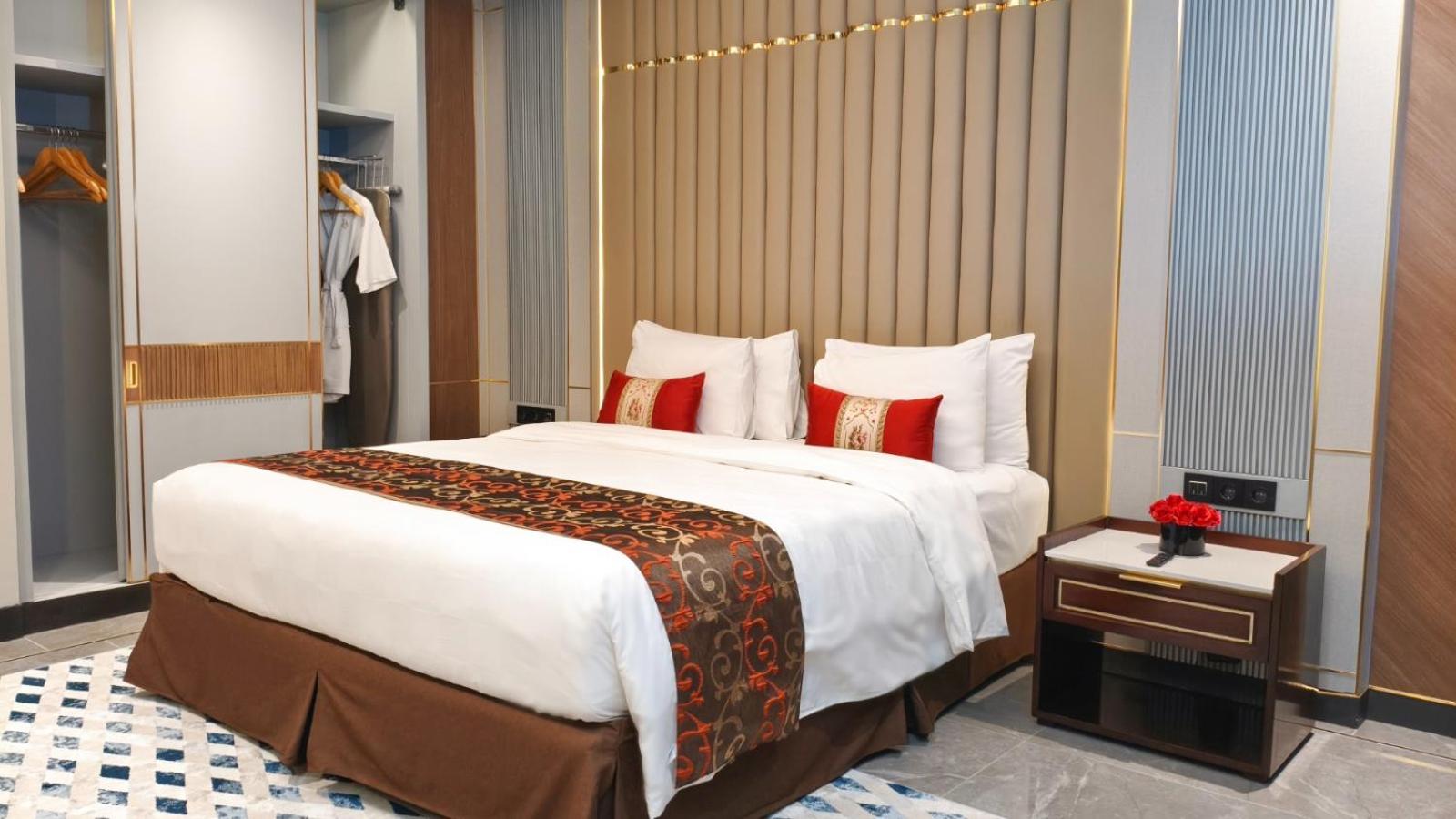 جناح بـ3 غرف نوم، Po Hotel Semarang 3/5