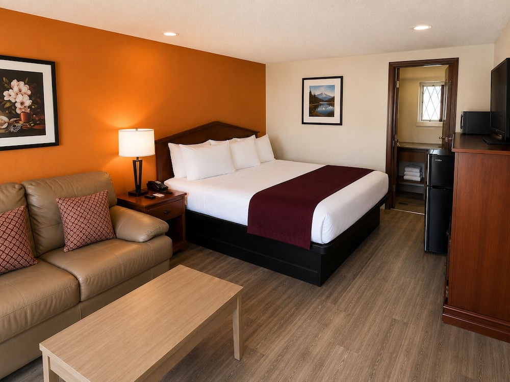Sunrise Inn 5/30