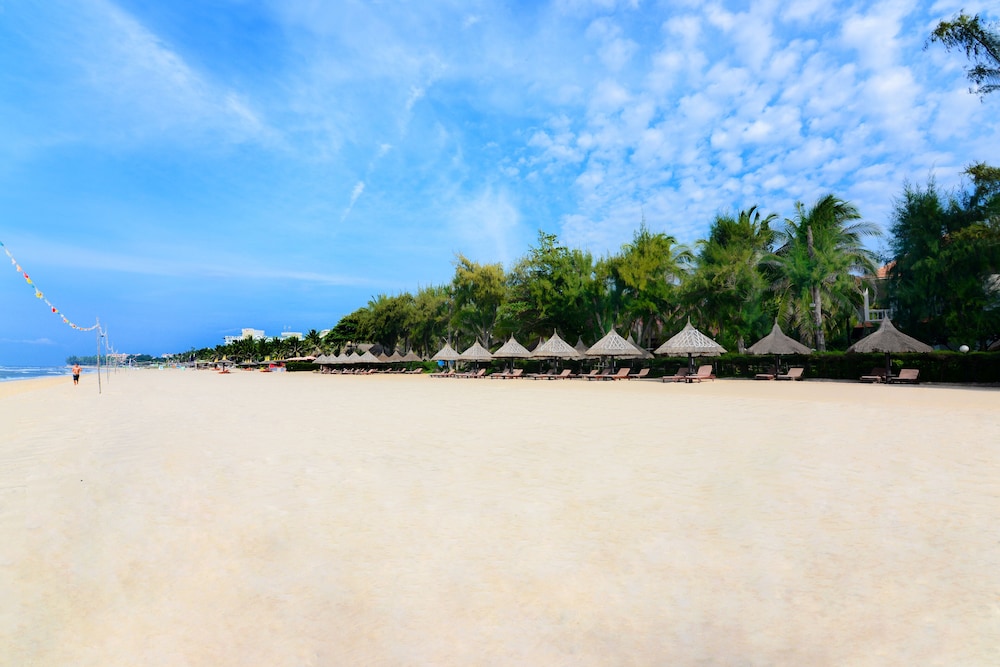 Four Oceans Resort 35/42