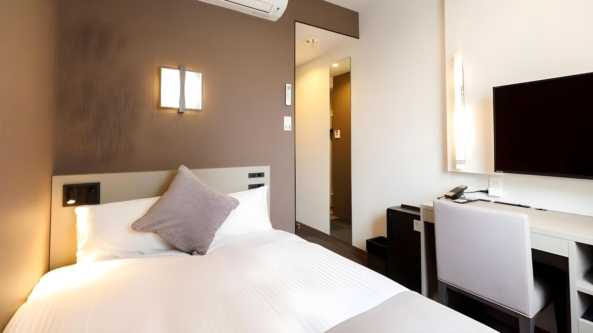 SEMI ROOM, BASIC, DOUBLE BED, ANNEX