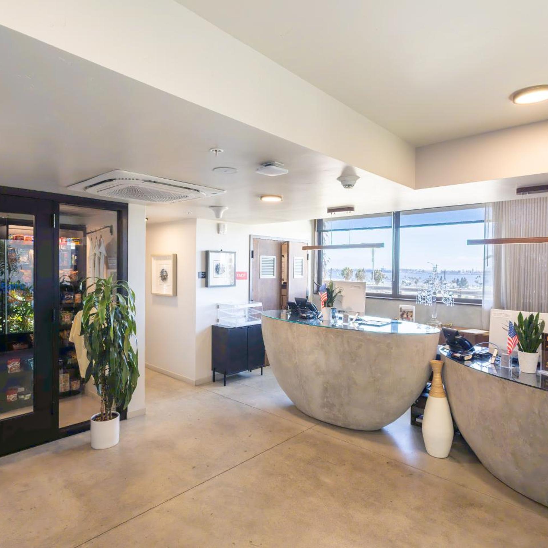 City24 Condo Hotel Little Italy Mission Hills 6/49