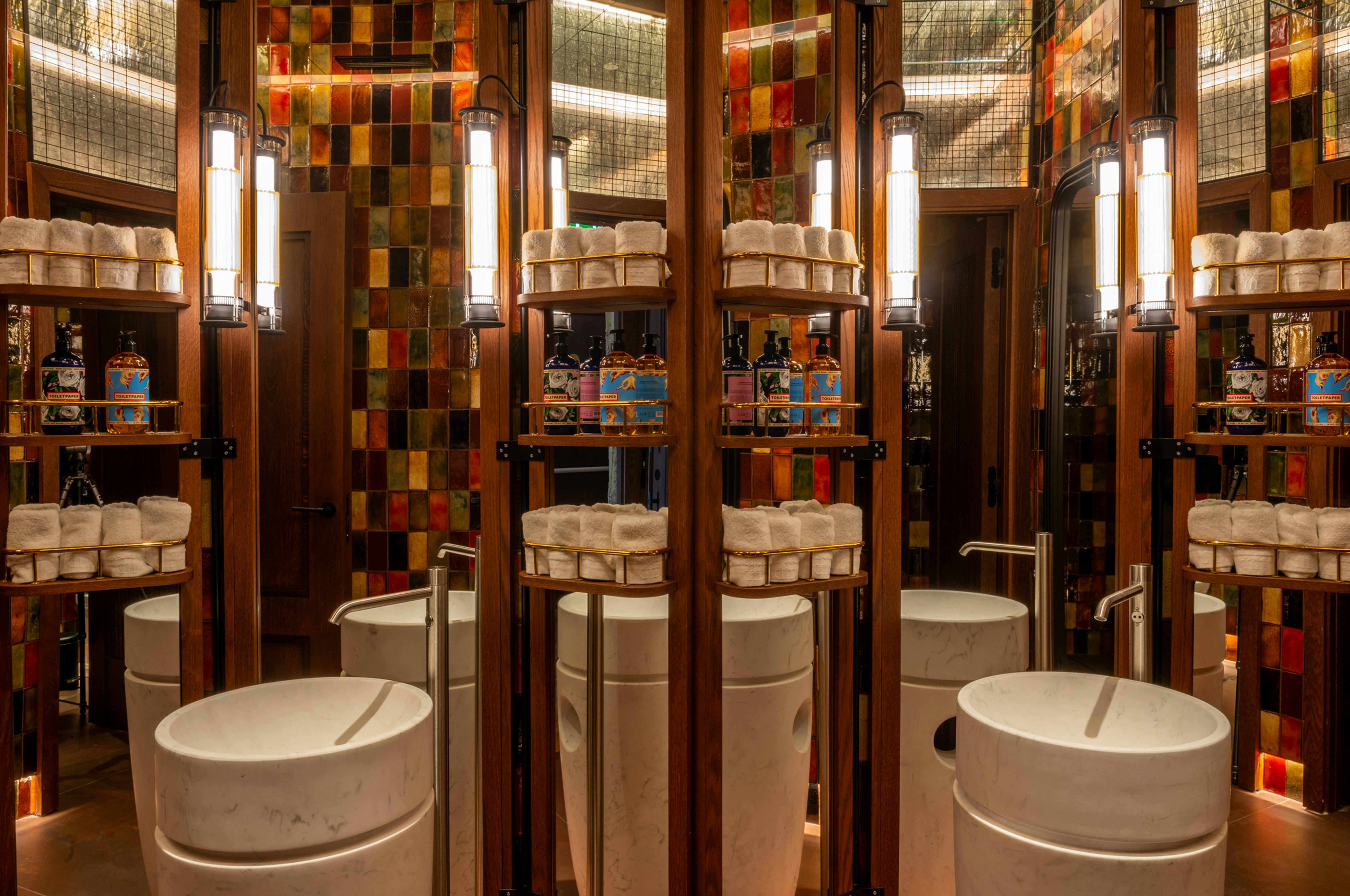 Hotel Montera Madrid, Curio Collection by Hilton 41/50
