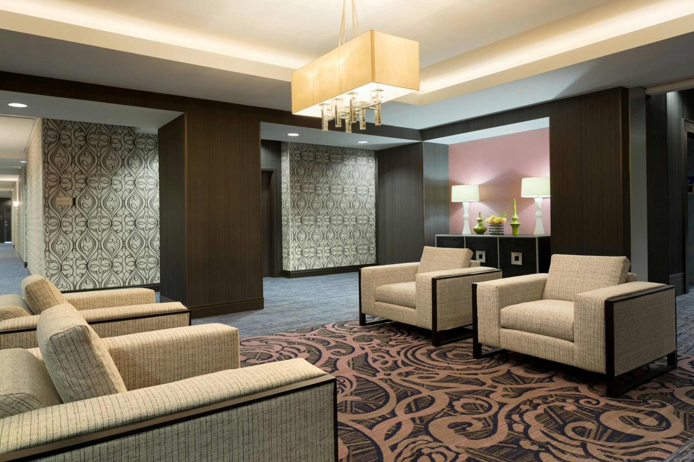 Embassy Suites Louisville Downtown 46/87