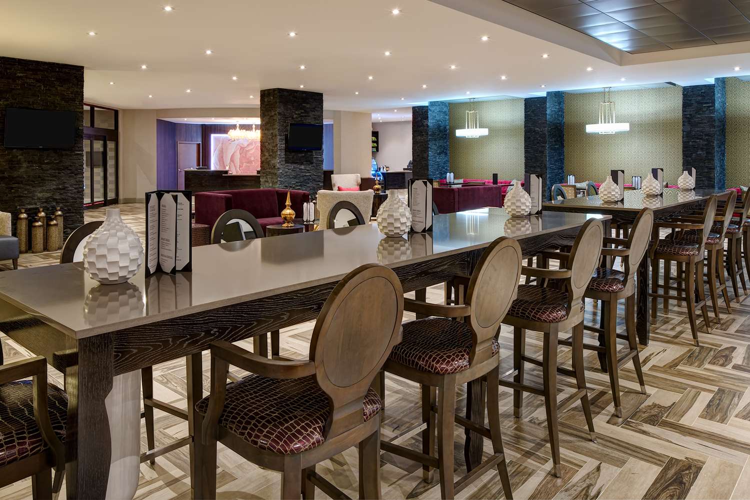restaurant cafeteria