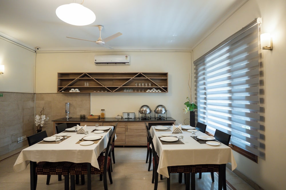 Ahuja Residency Gurgaon 44/50