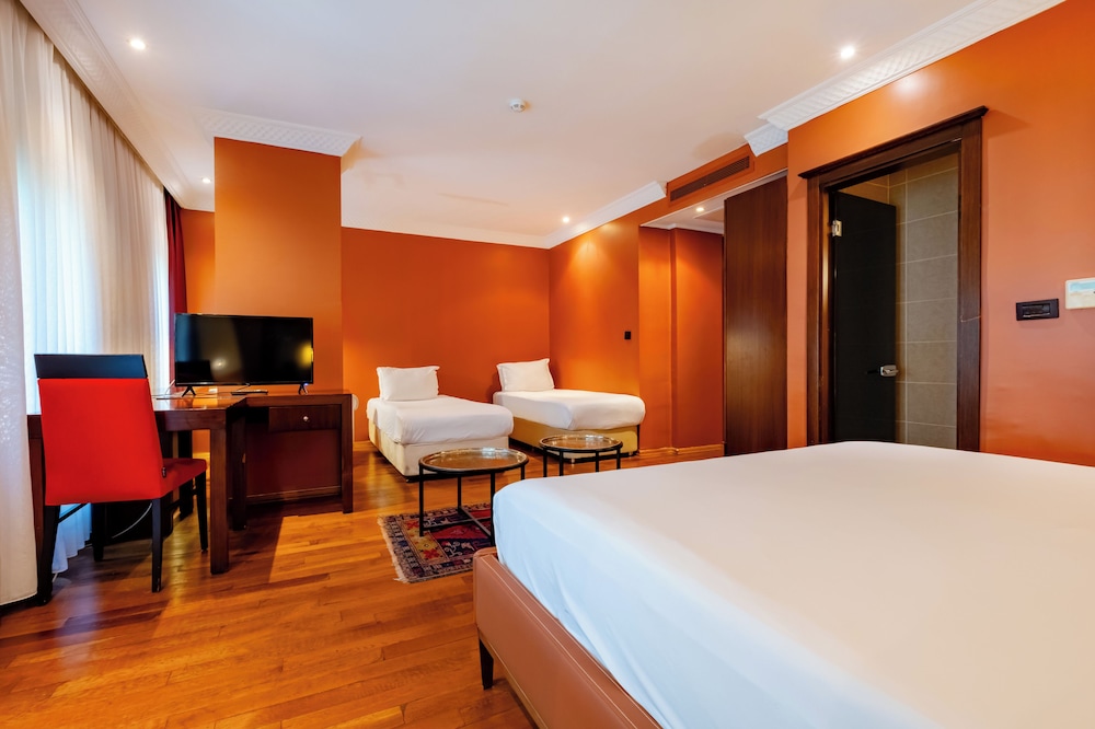 MANGANA KONAK HOTEL 23/64