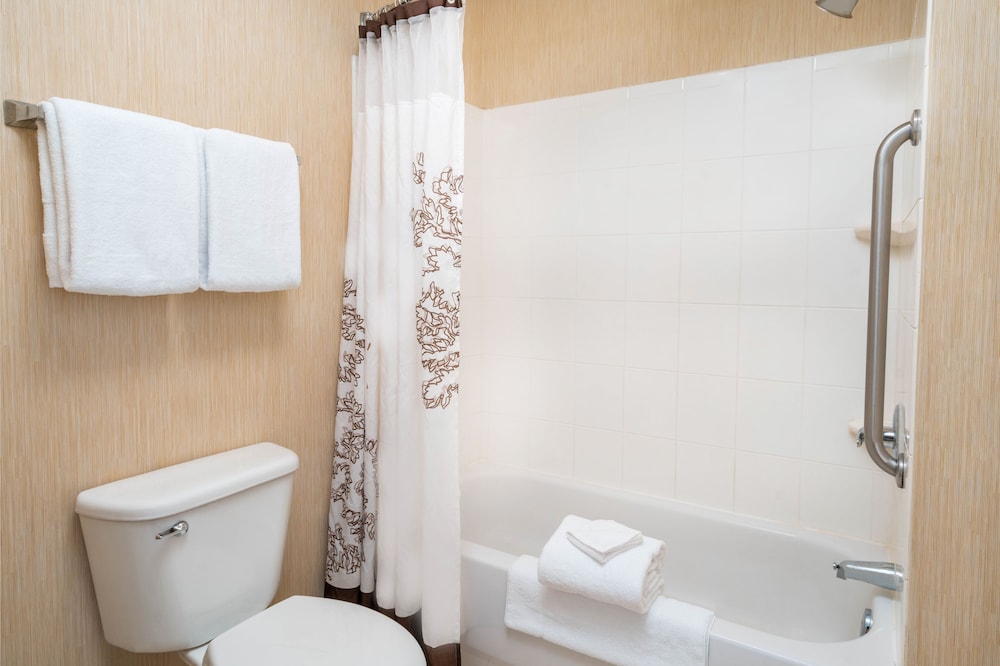 Residence Inn Corona Riverside 4/25