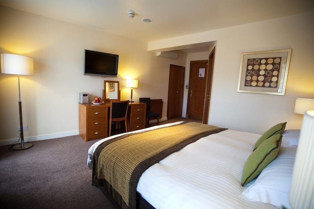 Room, Double or Twin Bed, Square View 2/3