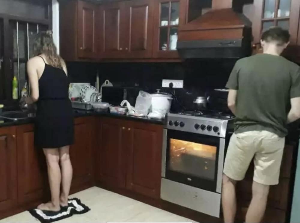 Ashens Beach House 20/50