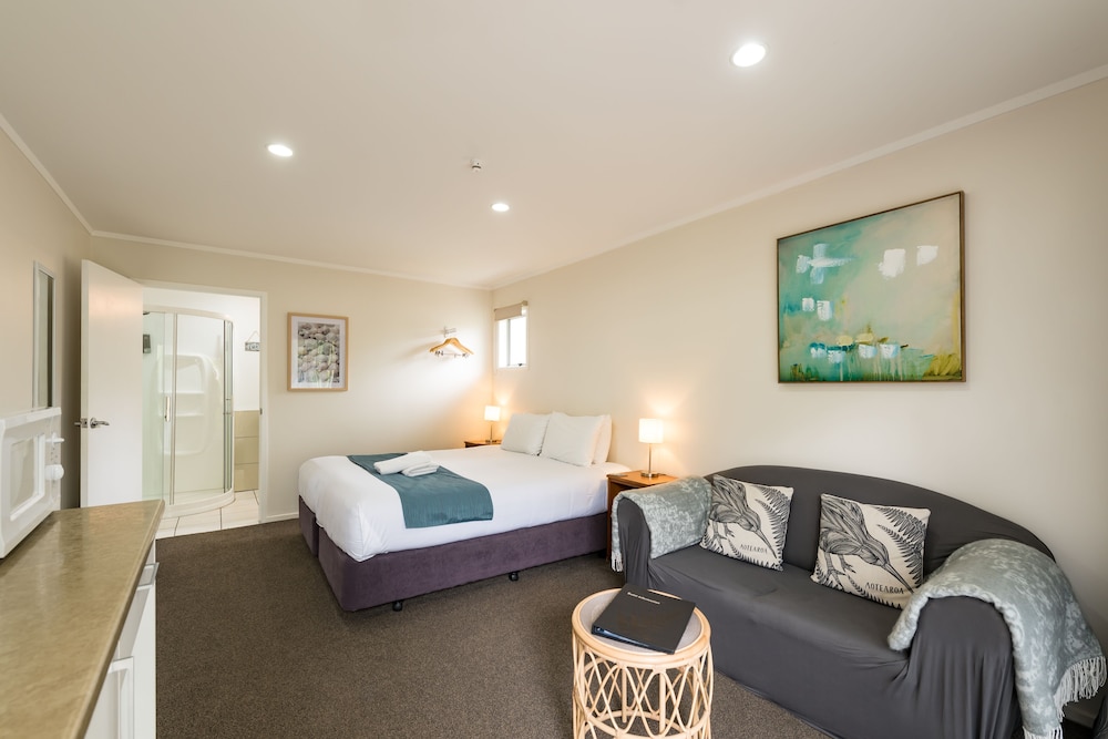 The Captains Motel 42/61
