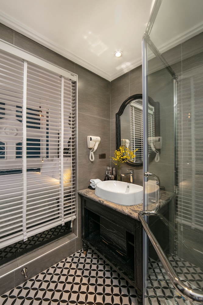 Hanoi Esplendor Hotel And Spa 48/48