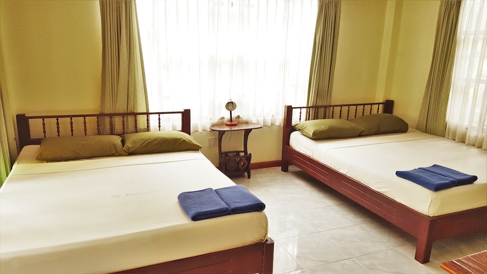 First Villa Beach Resort 18/75