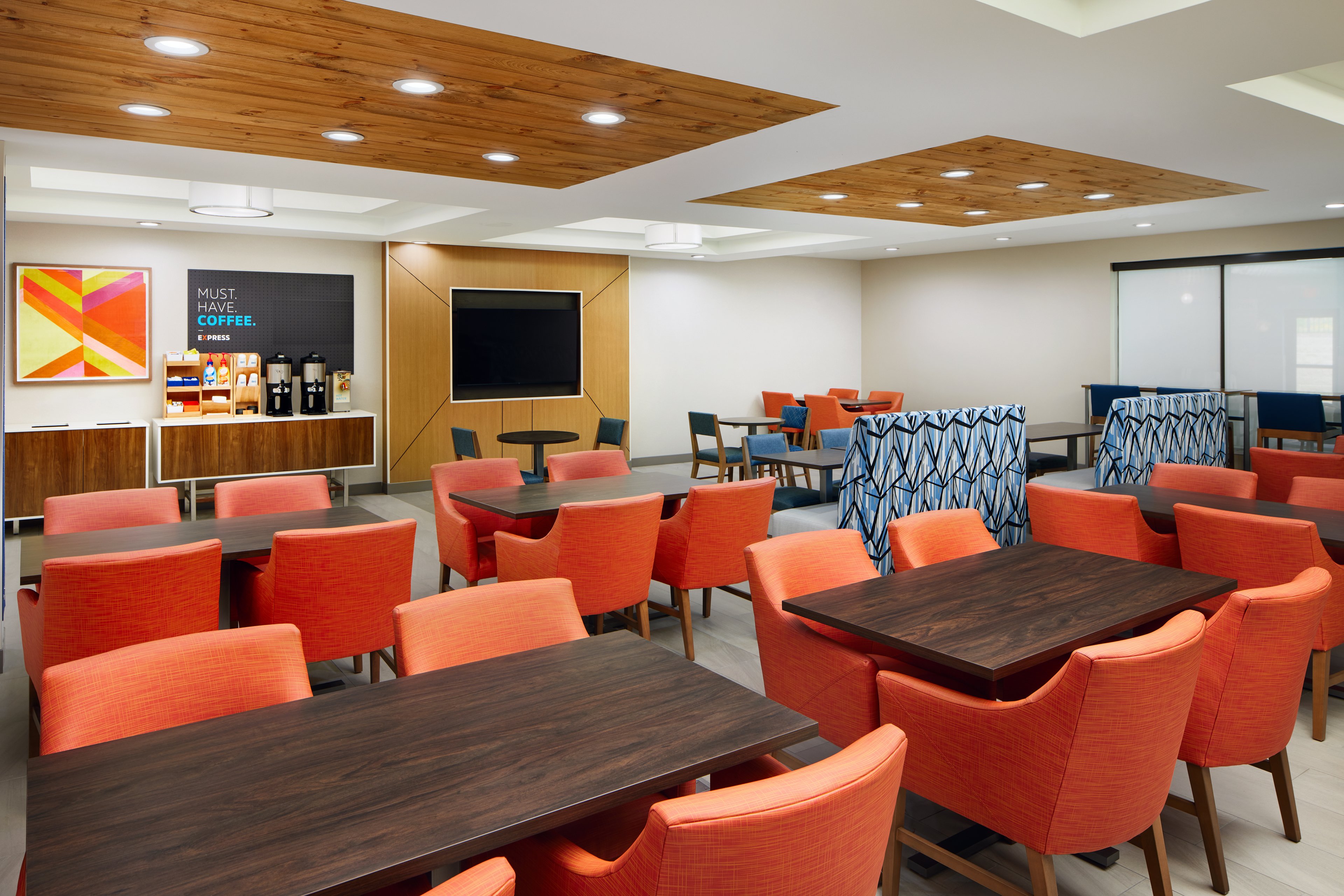 Holiday Inn Express Suites Wheeling 75/78
