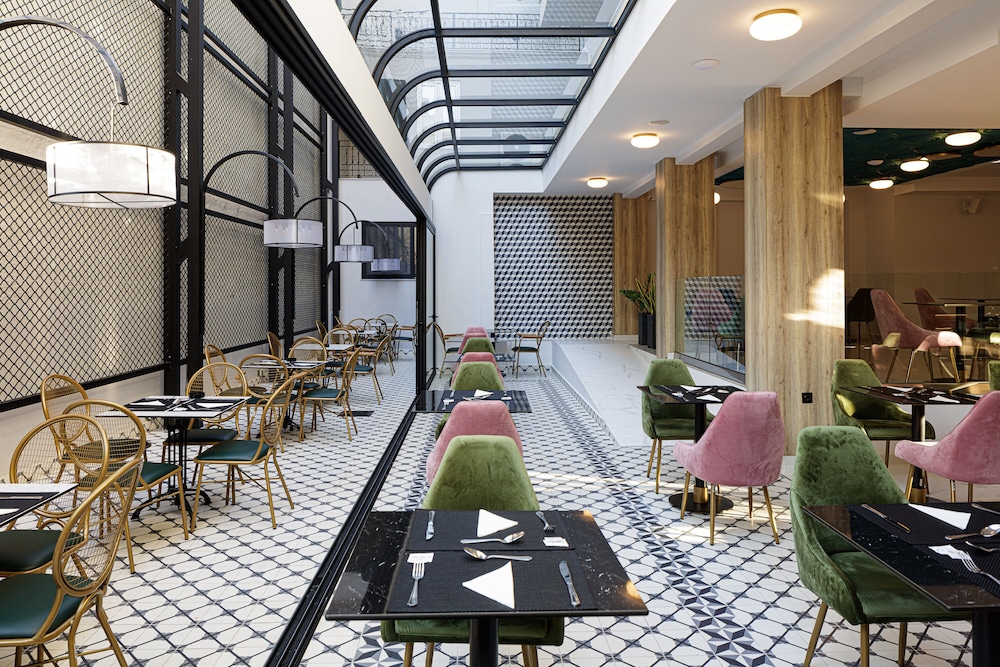 Jo An Palace Hotel 55/69