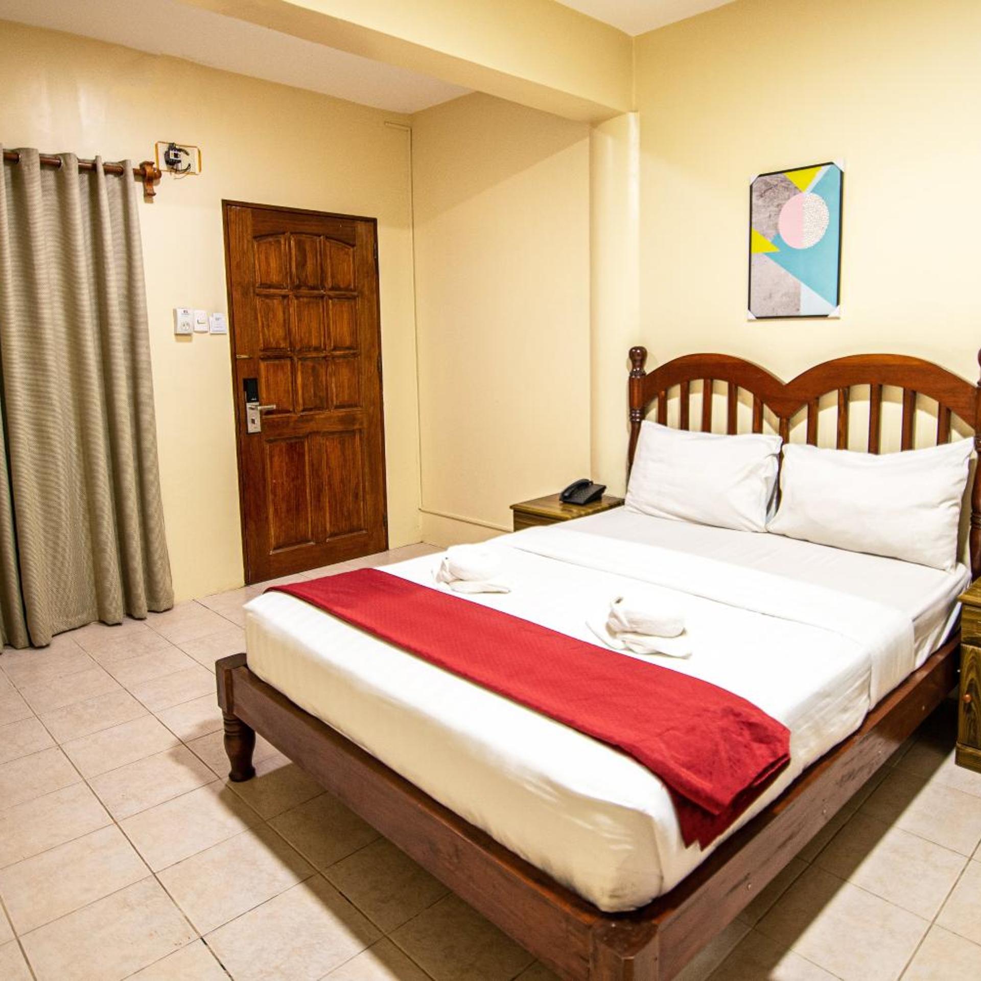 غرفة سوبيريور بسرير مزدوج، Kiwi Hotel 2/6