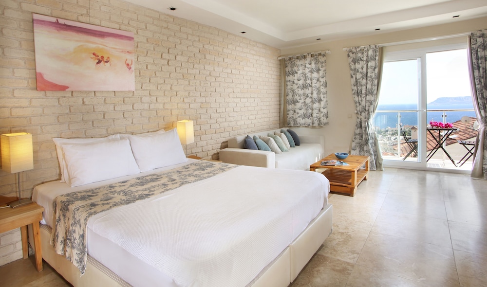 Saylam Suites 14/66