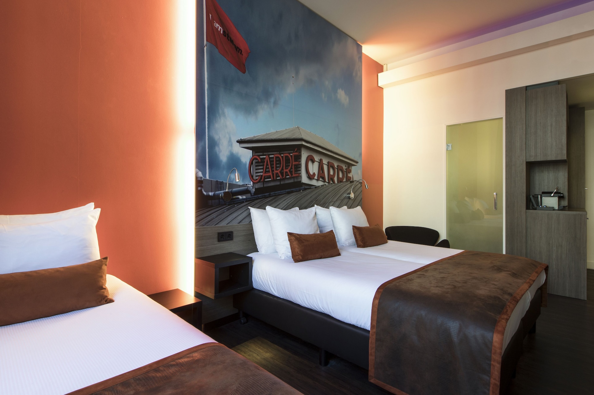 غرفة سوبيريور ثلاثية، The Manor Amsterdam 4/10