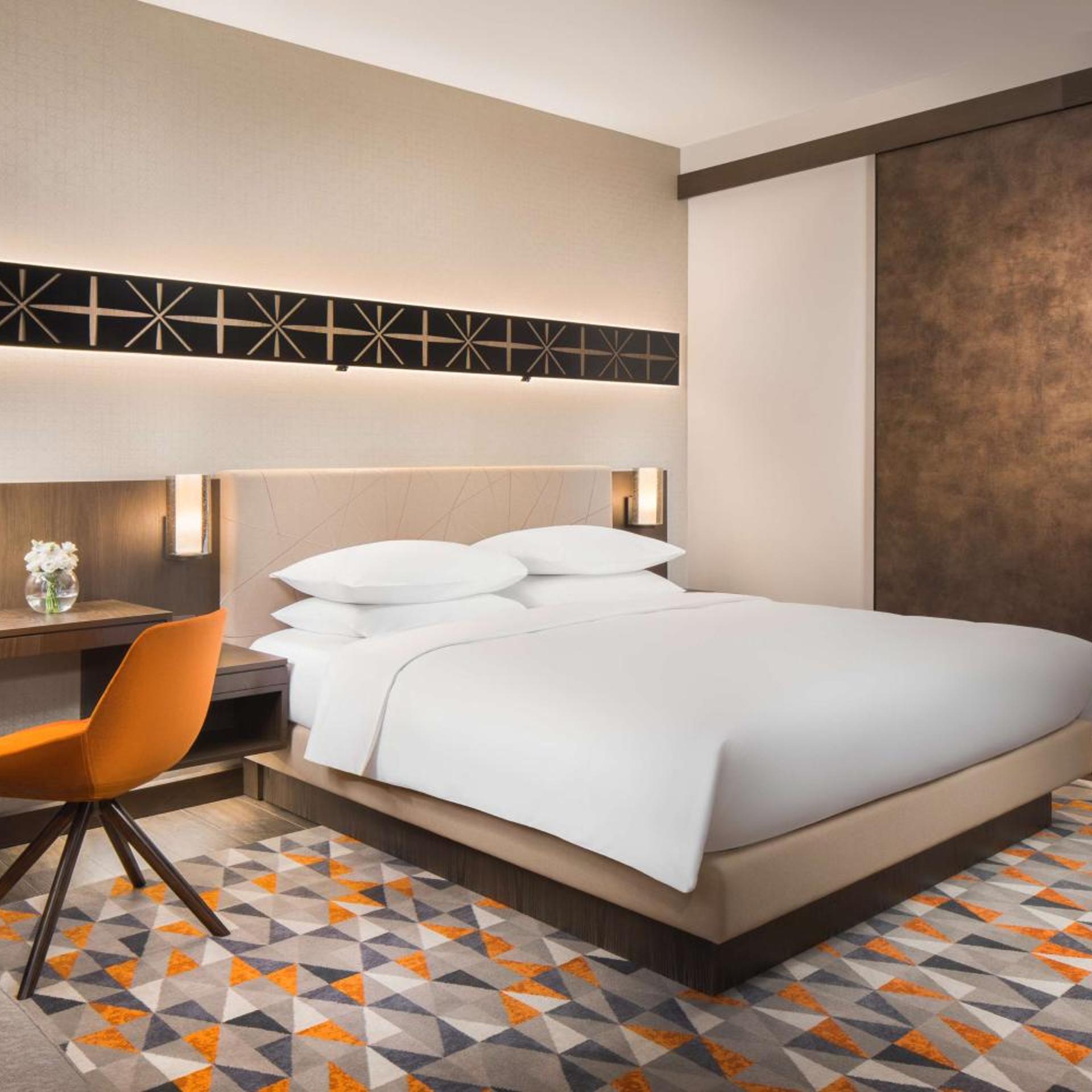 Ambassador, Suite, King Bed