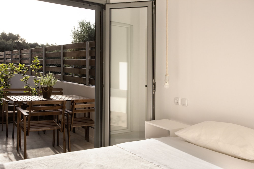 Axos Apartments 14/22