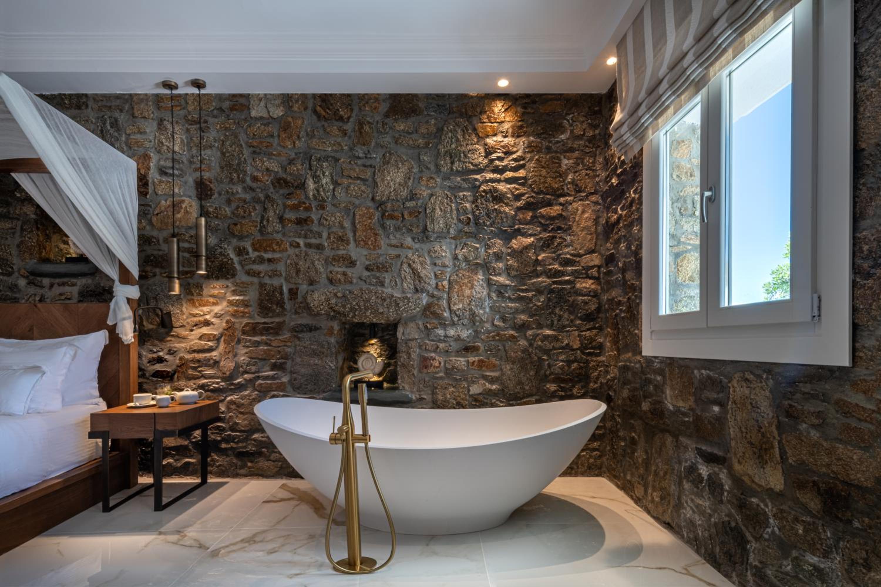 Honeymoon, Dreamy, Suite, Sea View, Outdoor Jetted Tub، Nissaki Boutique 10/10