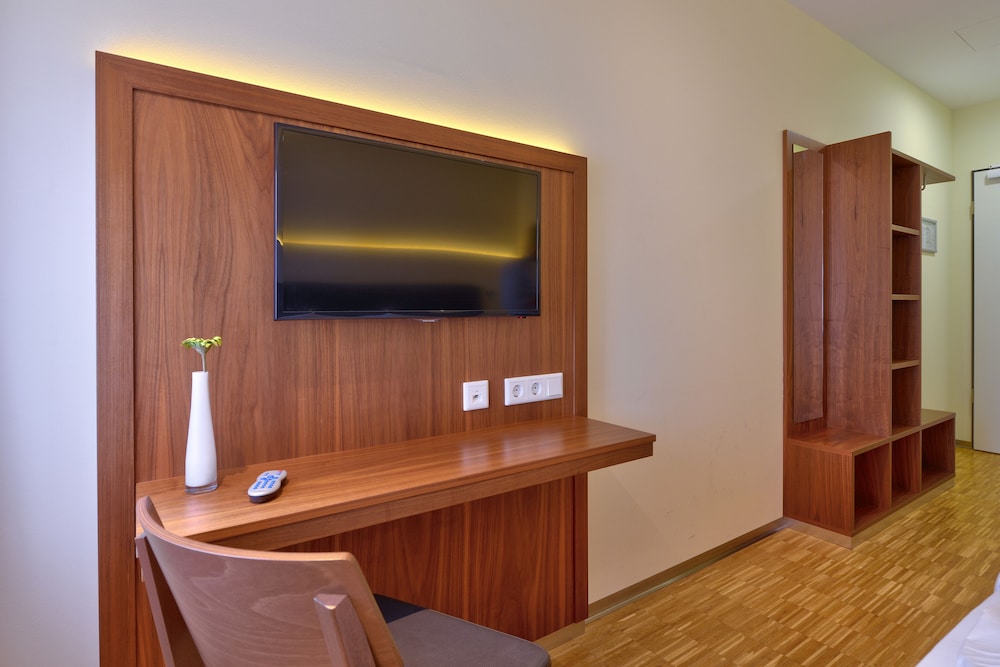 Hotel Apfelbaum 5/50