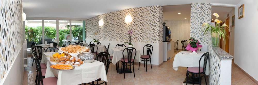 Hotel Letizia 40/50