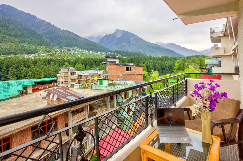 Hotel Monarch Residency 10/50