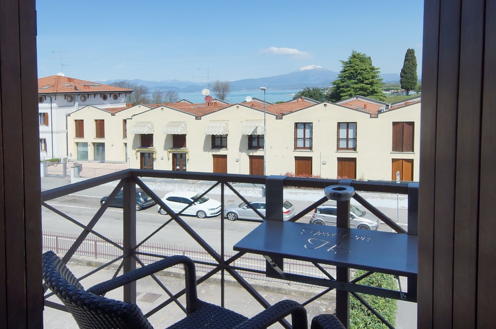 Hotel Dori 3/36