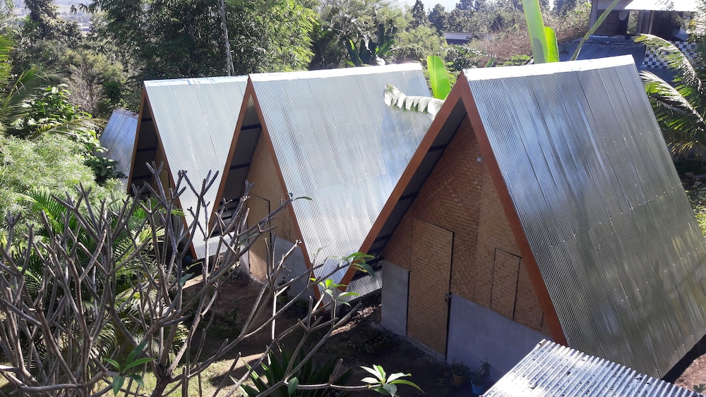 Nusha Homestay 10/35