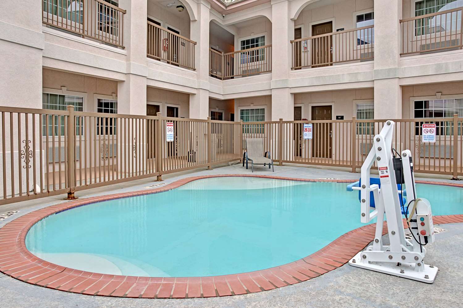 Quality Inn Montgomery - Lake Conroe 12/12