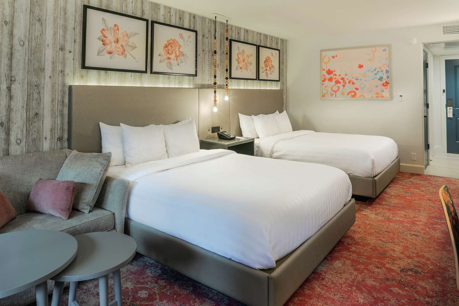 Deluxe, Single, 2 Queen Beds, Riverside, Sofa، Cliffrose Springdale, Curio Collection by Hilton 2/3