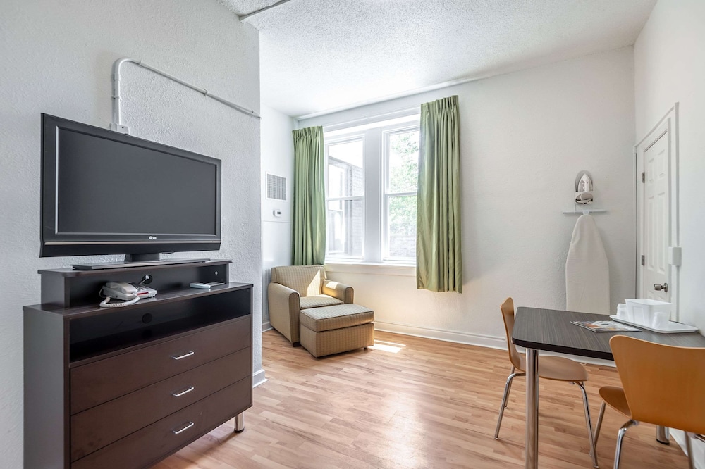 Quality Inn & Suites Kansas City Downtown 39/50