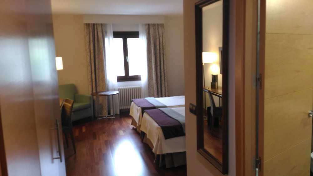Parador De Villafranca Del Bierzo 15/45