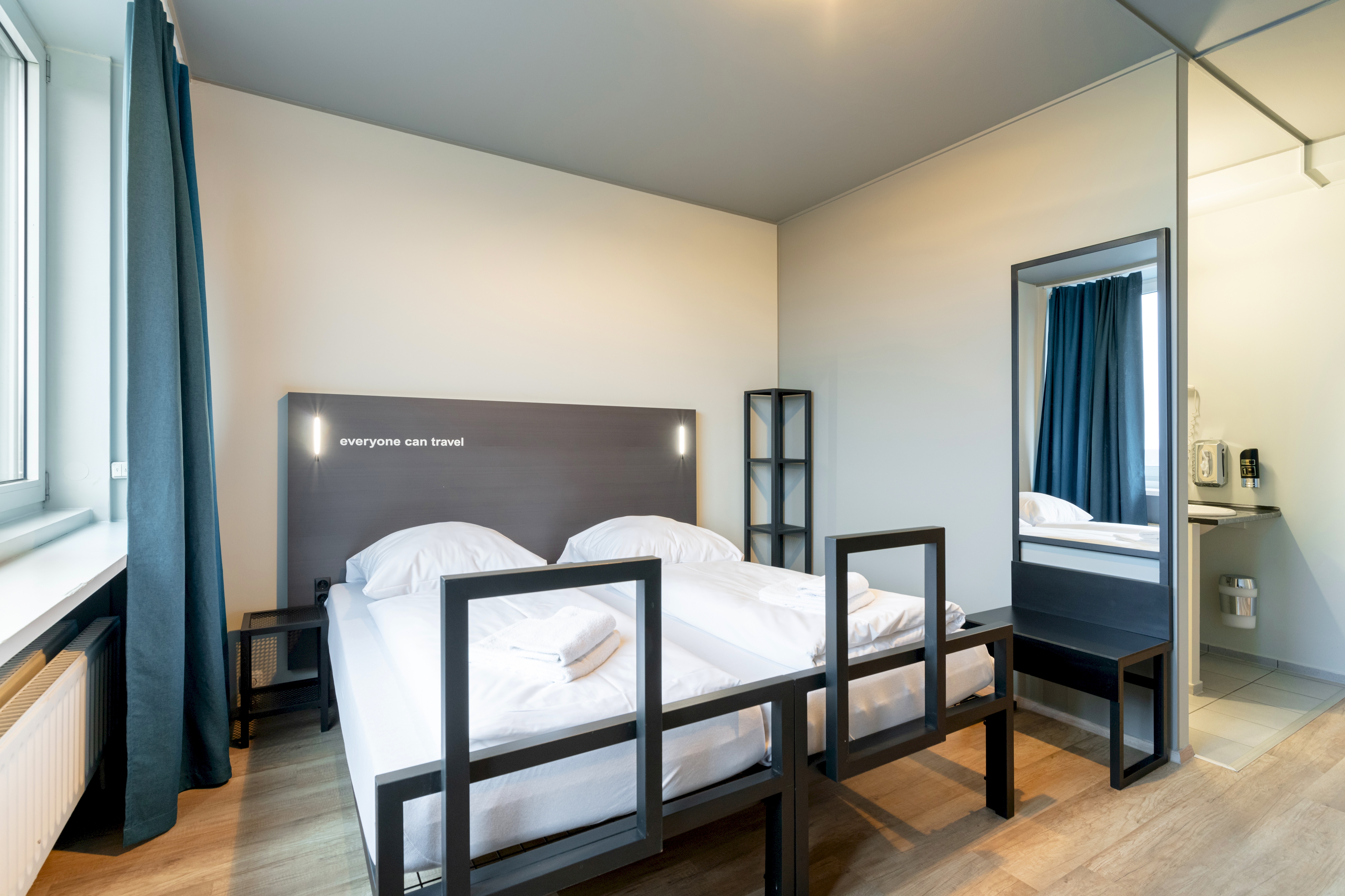 Standard, Twin Beds