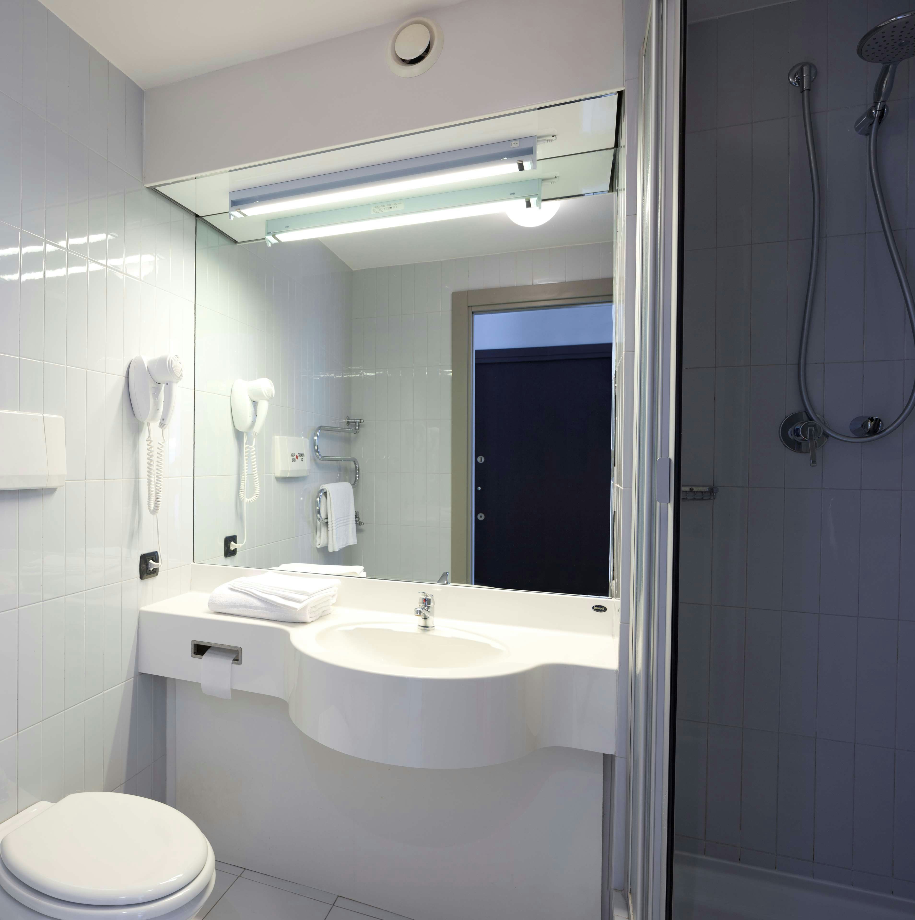B&B Hotel Ferrara 48/50