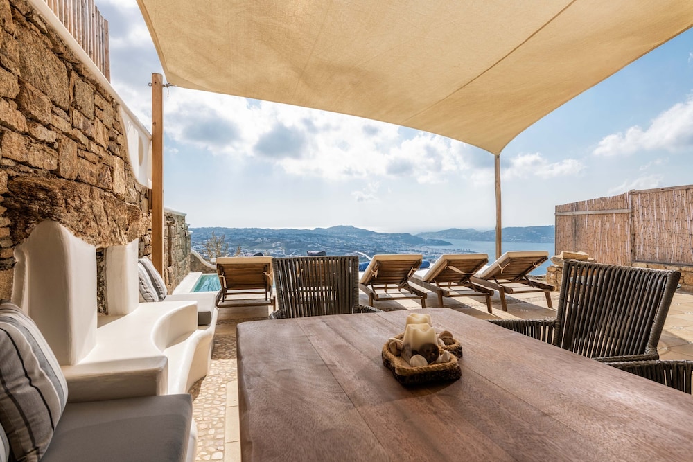 Mykonos Divino 17/50
